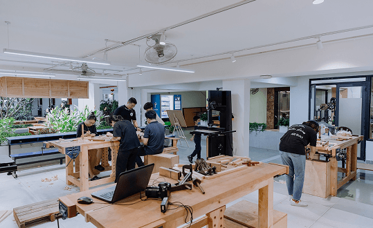 DESIGN STUDIO