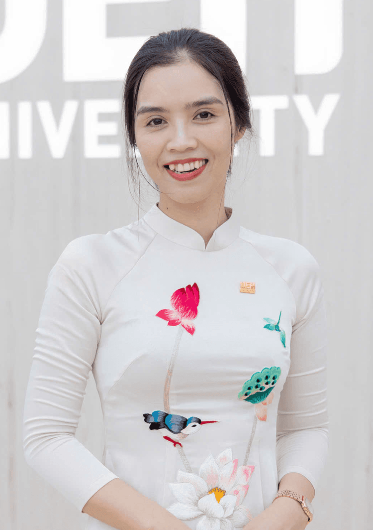 Le Thi Hanh An, PhD - Deputy Head <br/> Department of Communications and Partnership Development <br/> University of Economics HCMC <br/> Vietnam