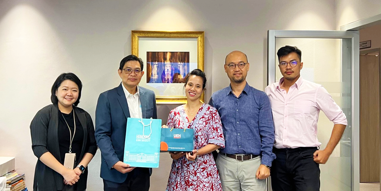 PARTNERSHIP NEWS | MEETING BETWEEN CHULALONGKORN UNIVERSITY (THAILAND) AND INSTITUTE OF SMART CITY AND MANAGEMENT - UEH COLLEGE OF TECHNOLOGY AND DESIGN (ISCM)