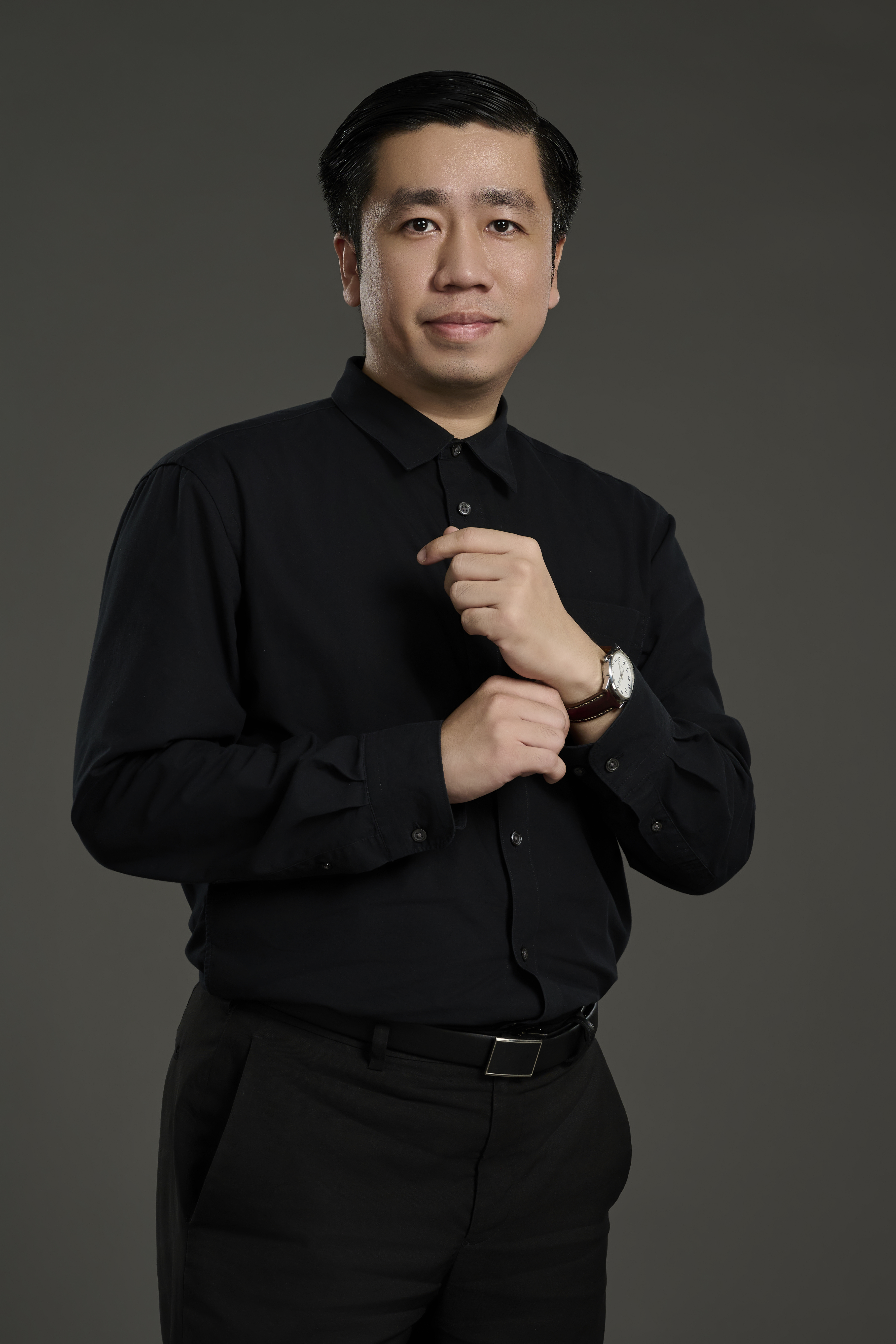 Dr. Huynh Van Khang